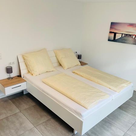 Deluxe Ferienwohnung Am Strandbad FDH Exterior photo